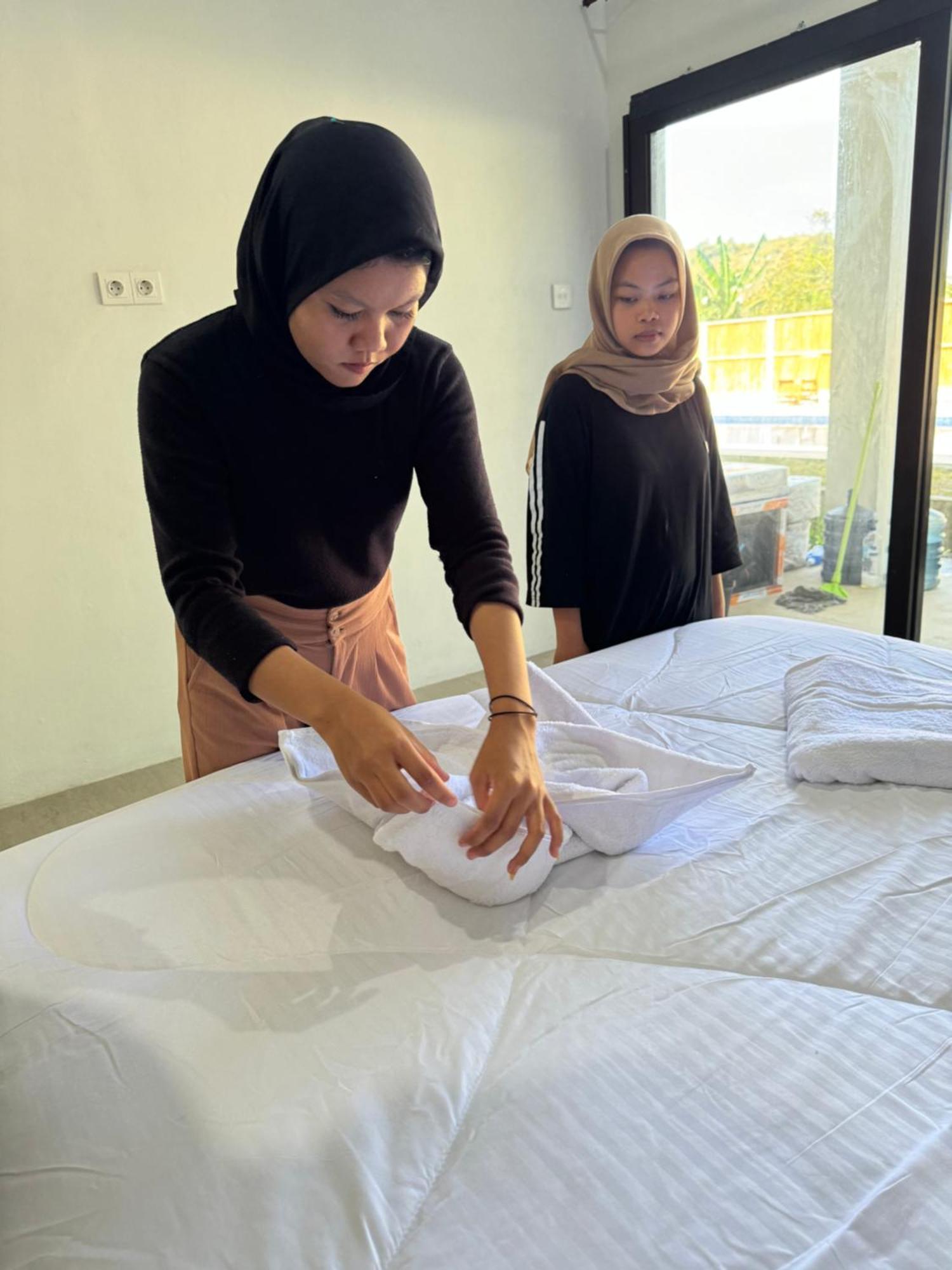 Satu Hati Hotel Ekas エクステリア 写真